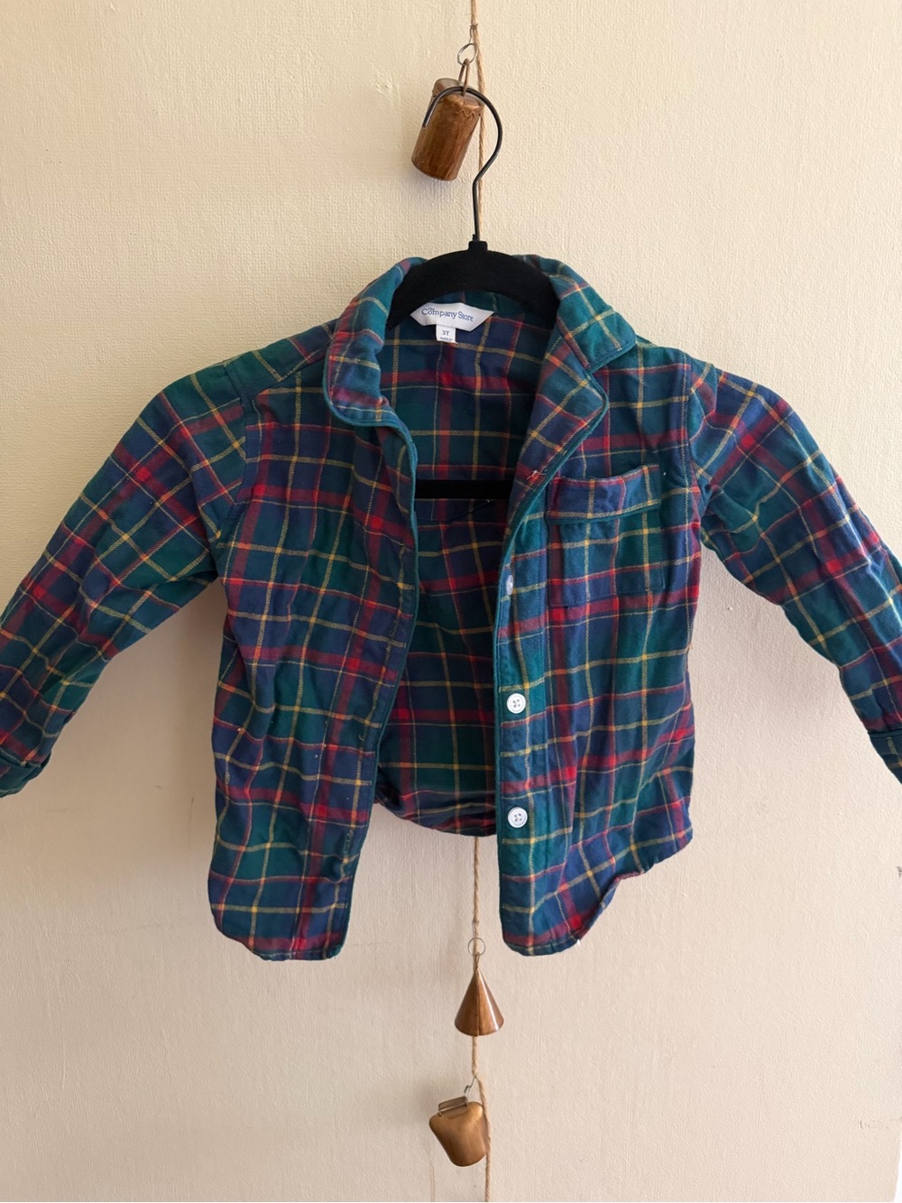 The Company Store Green Plaid Flannel Button-Up Shirt